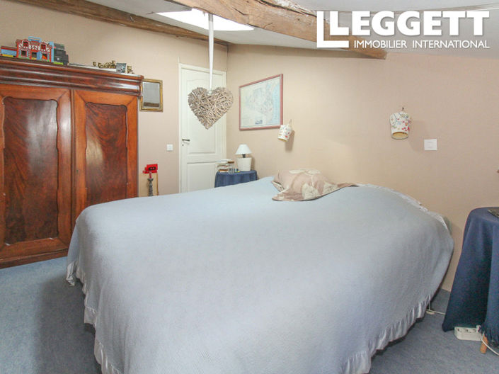 Image No.7-4 Bed House for sale