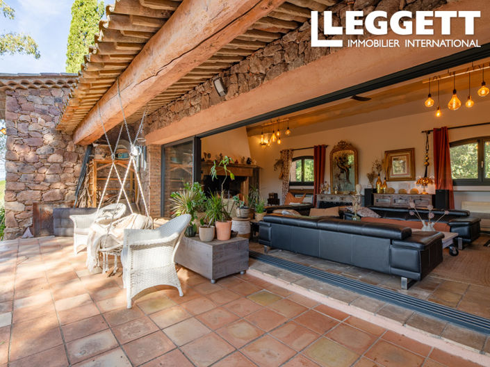 Image No.2-5 Bed House for sale