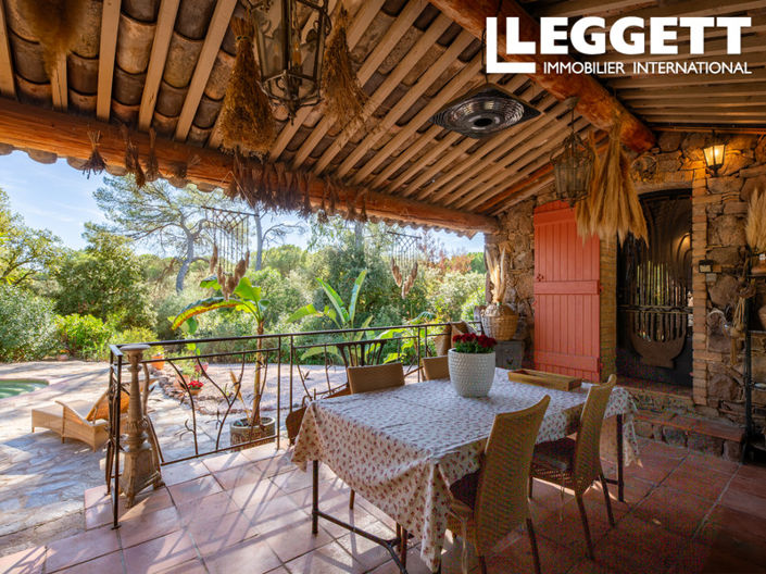 Image No.6-5 Bed House for sale