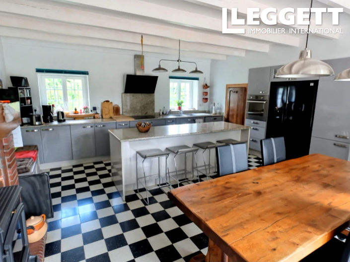 Image No.2-3 Bed House for sale