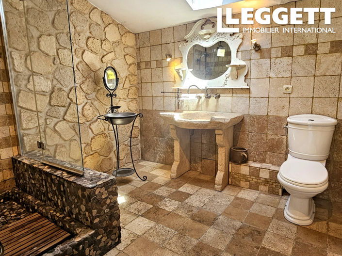 Image No.9-3 Bed House for sale