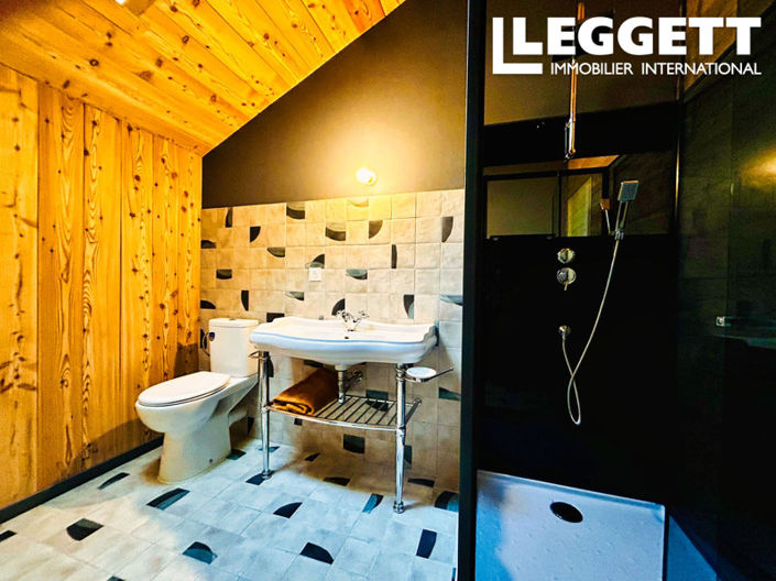 Image No.7-3 Bed House for sale