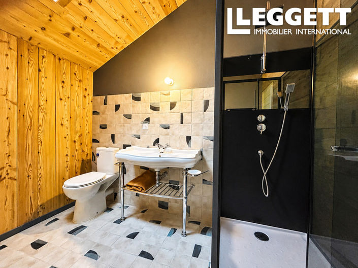 Image No.7-3 Bed House for sale