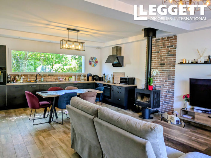 Image No.4-4 Bed House for sale