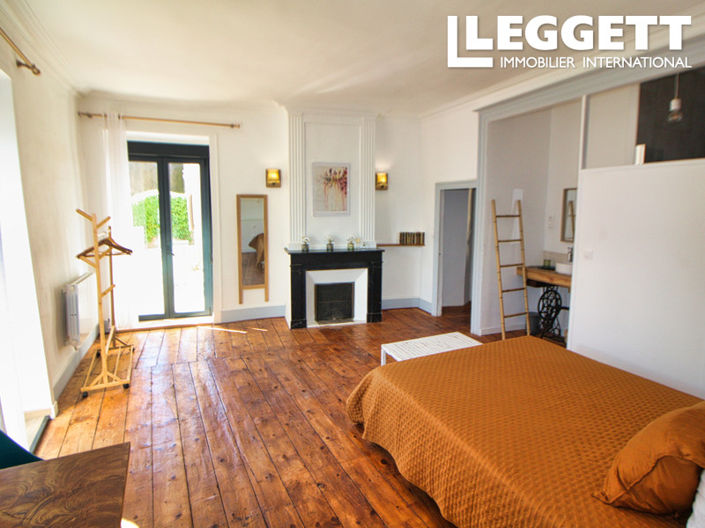 Image No.9-7 Bed House for sale
