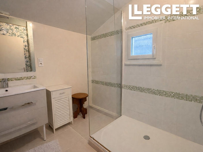 Image No.4-4 Bed House for sale