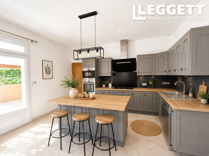 Image No.3-3 Bed House for sale