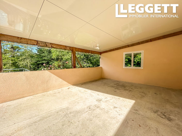 Image No.9-3 Bed House for sale