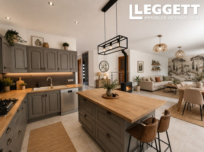 Image No.9-3 Bed House for sale