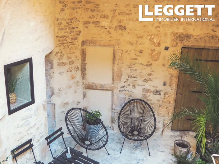 Image No.10-1 Bed House for sale