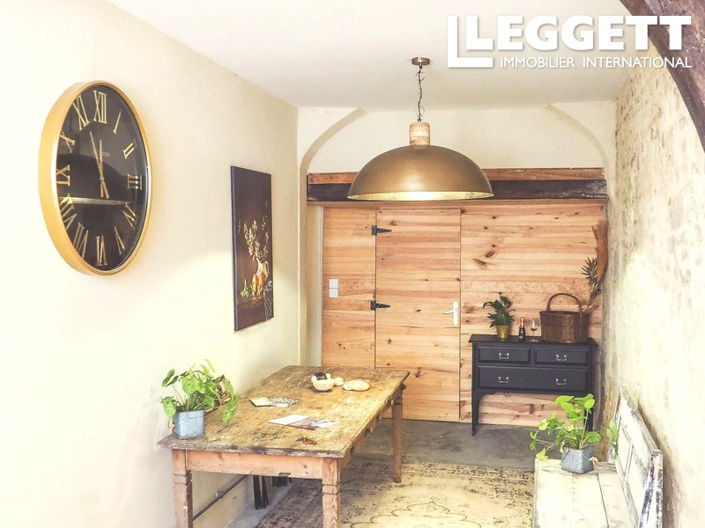 Image No.3-1 Bed House for sale
