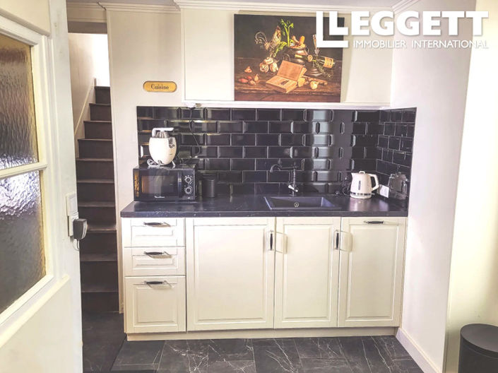 Image No.4-1 Bed House for sale
