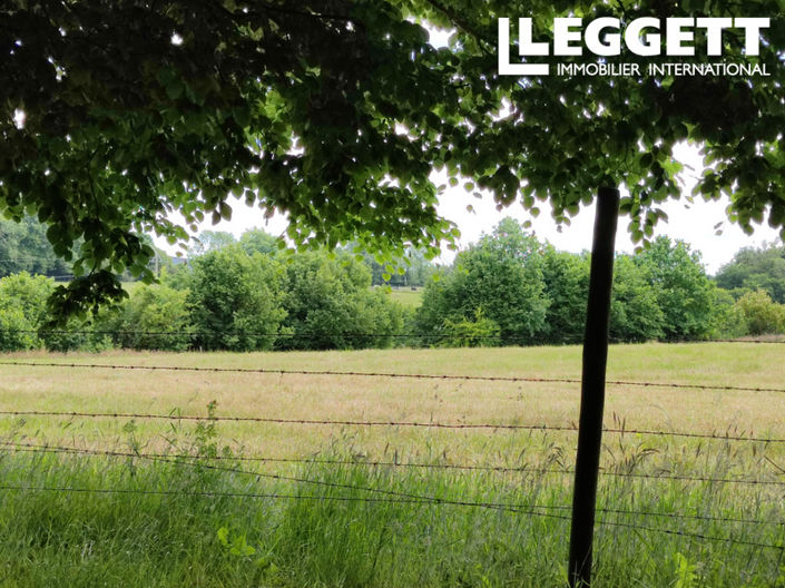 Image No.10-6 Bed House for sale