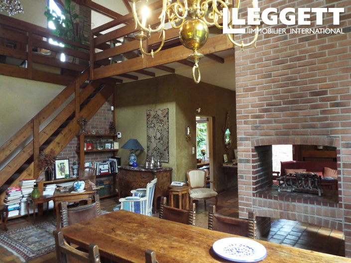 Image No.3-6 Bed House for sale