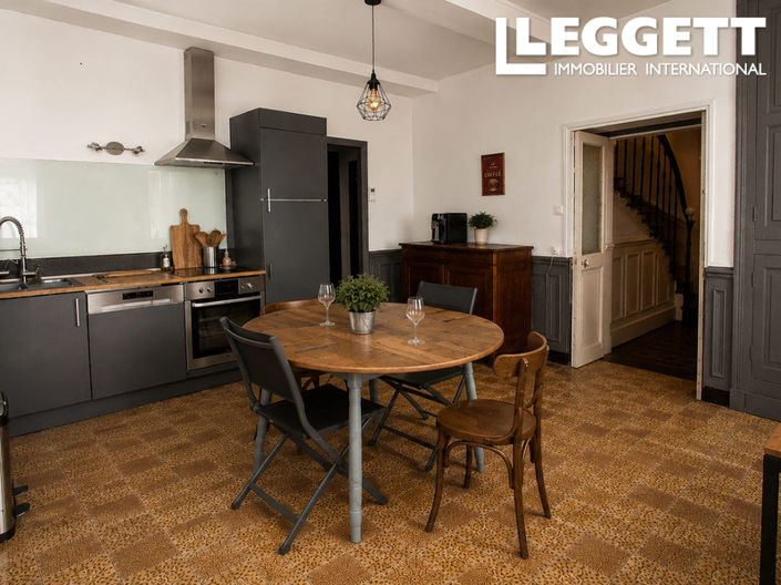 Image No.3-4 Bed House for sale