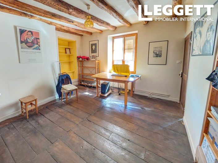 Image No.10-2 Bed House for sale