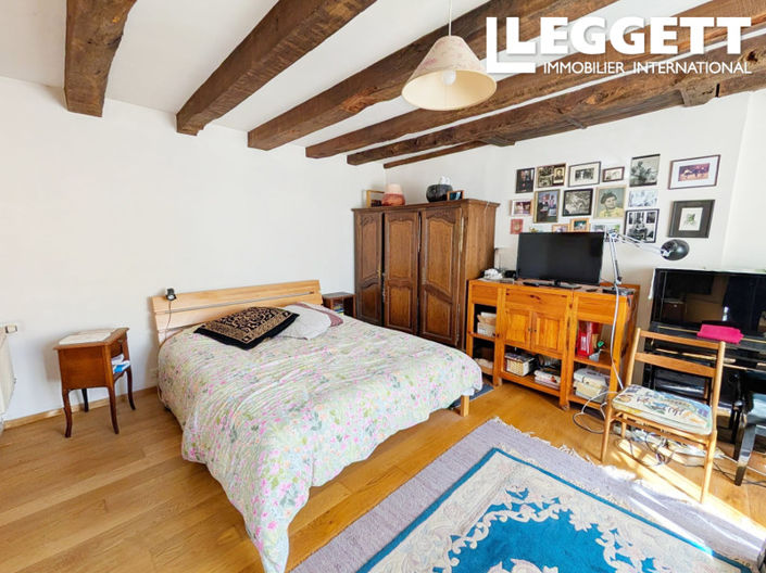 Image No.4-2 Bed House for sale