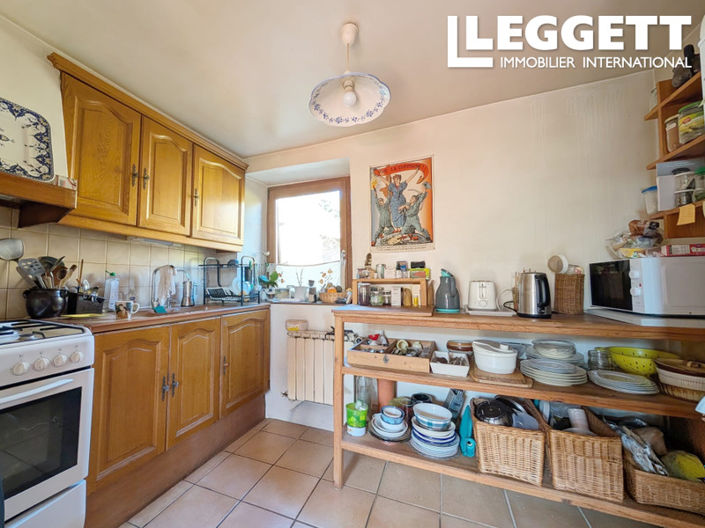 Image No.5-2 Bed House for sale