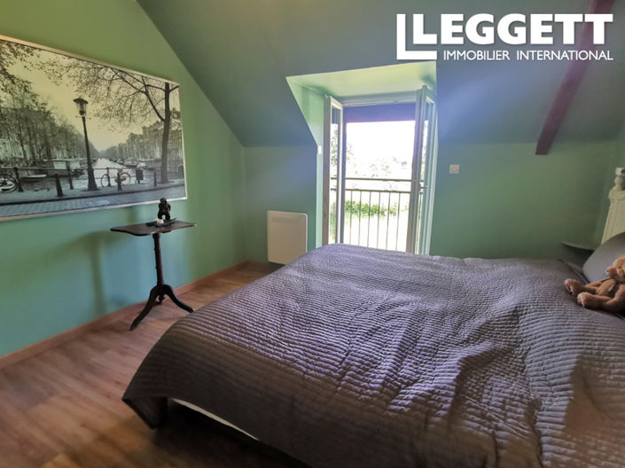 Image No.9-3 Bed House for sale