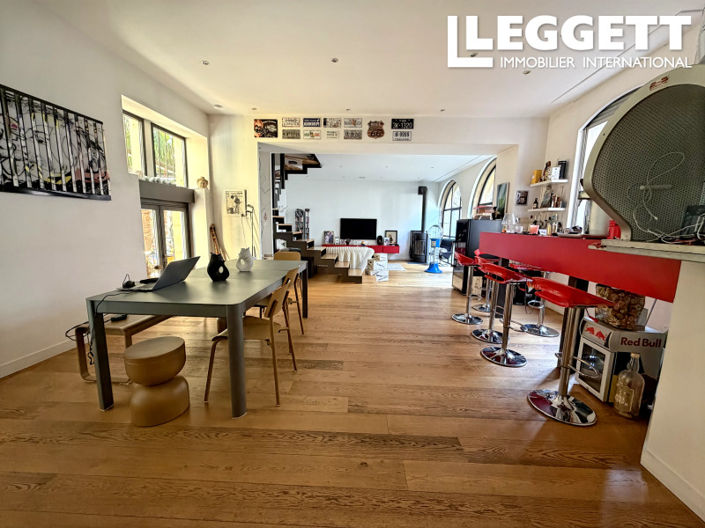 Image No.3-5 Bed House for sale