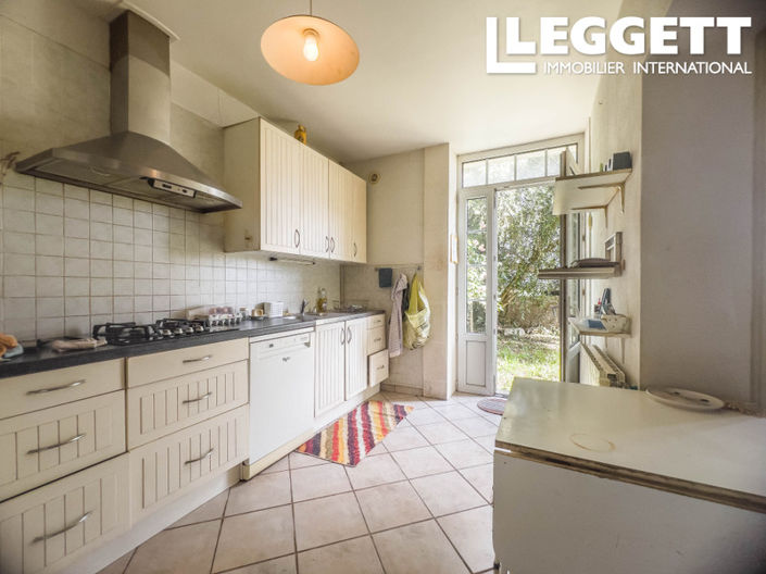 Image No.8-3 Bed House for sale