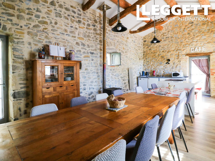 Image No.3-10 Bed House for sale