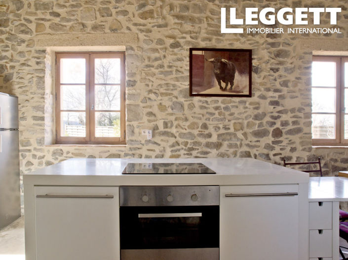 Image No.4-10 Bed House for sale