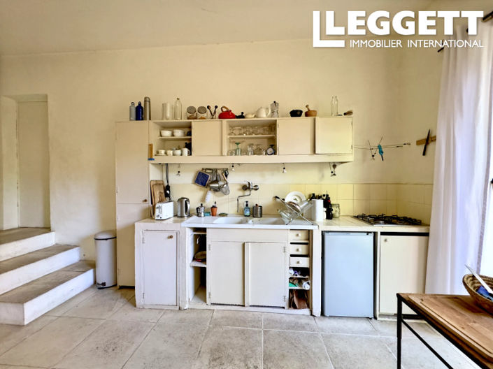 Image No.10-3 Bed House for sale