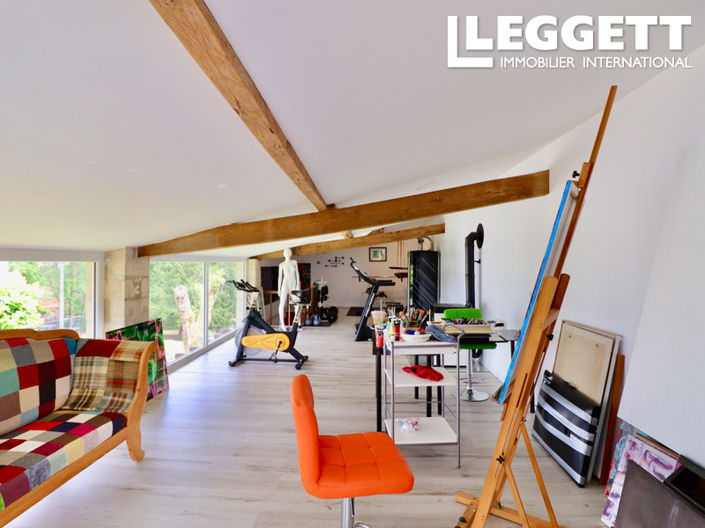Image No.9-3 Bed House for sale