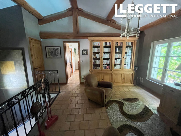 Image No.5-4 Bed House for sale