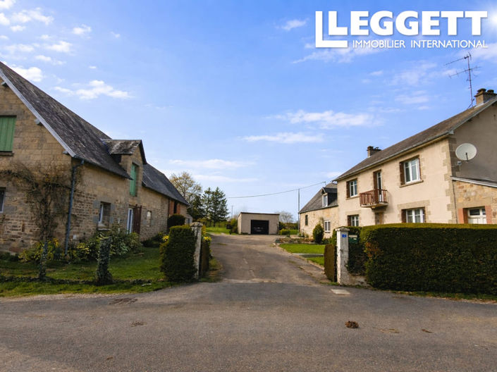 Image No.10-6 Bed House for sale