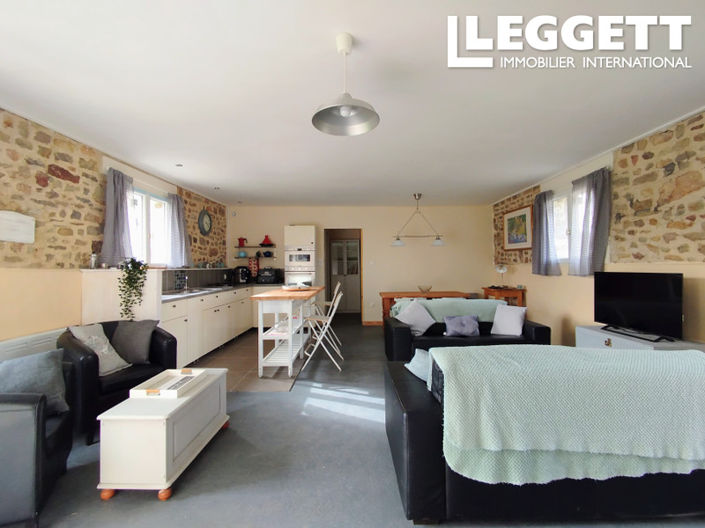 Image No.6-6 Bed House for sale