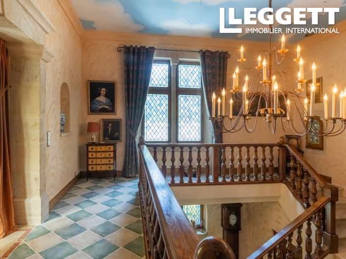 Image No.8-4 Bed House for sale