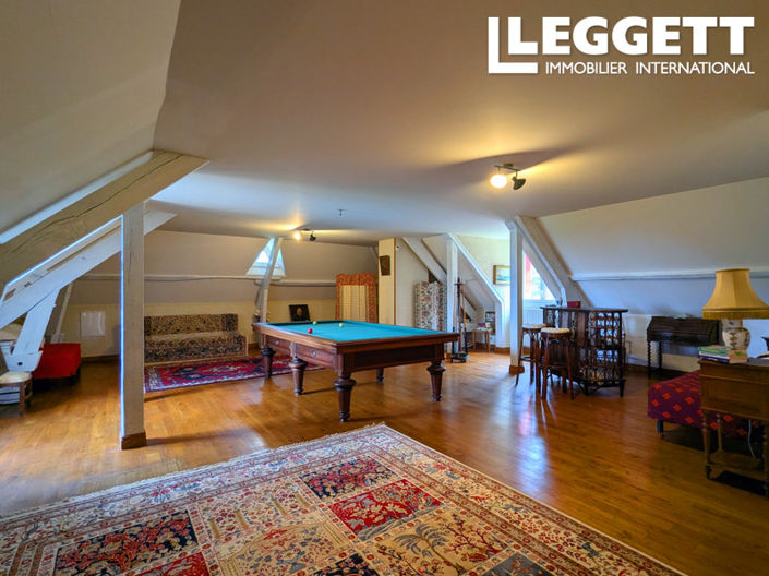 Image No.3-5 Bed House for sale