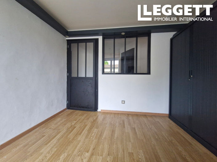 Image No.7-4 Bed House for sale