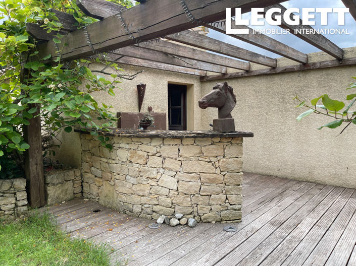 Image No.9-5 Bed House for sale