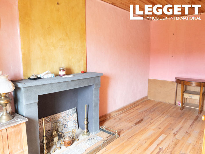 Image No.9-2 Bed House for sale