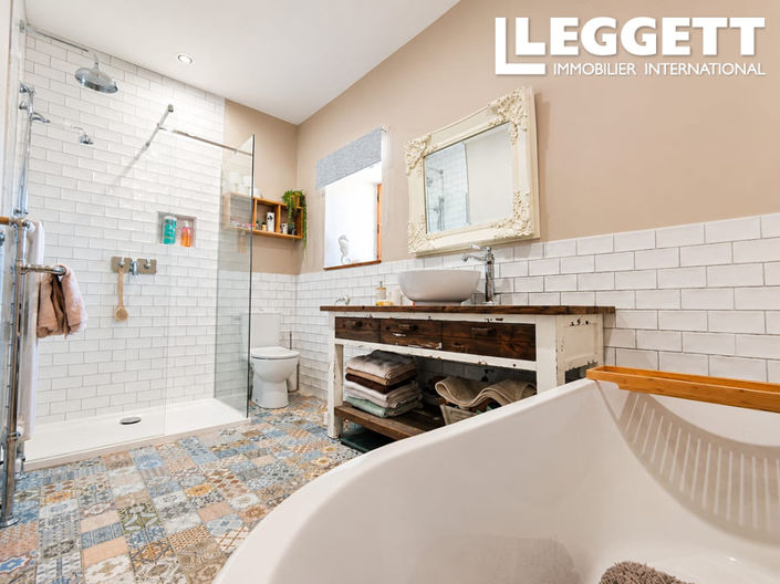 Image No.9-4 Bed House for sale
