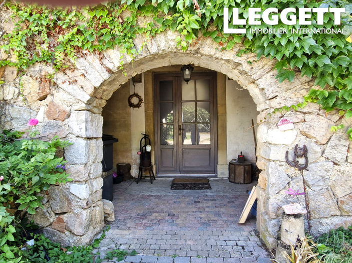 Image No.2-6 Bed House for sale