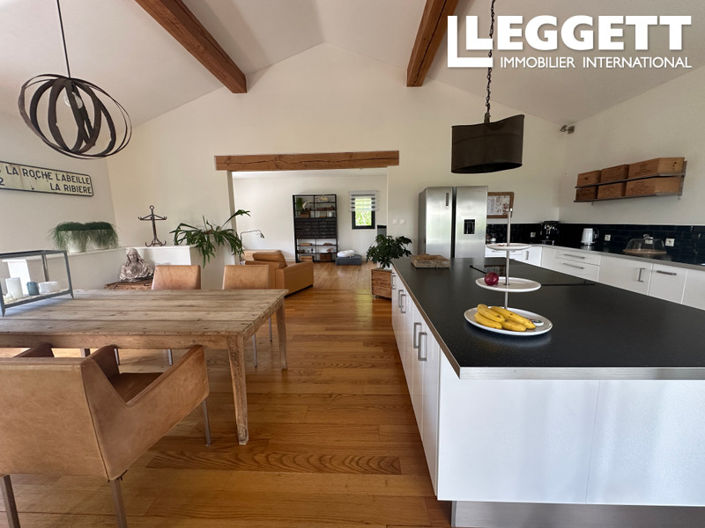 Image No.2-5 Bed House for sale