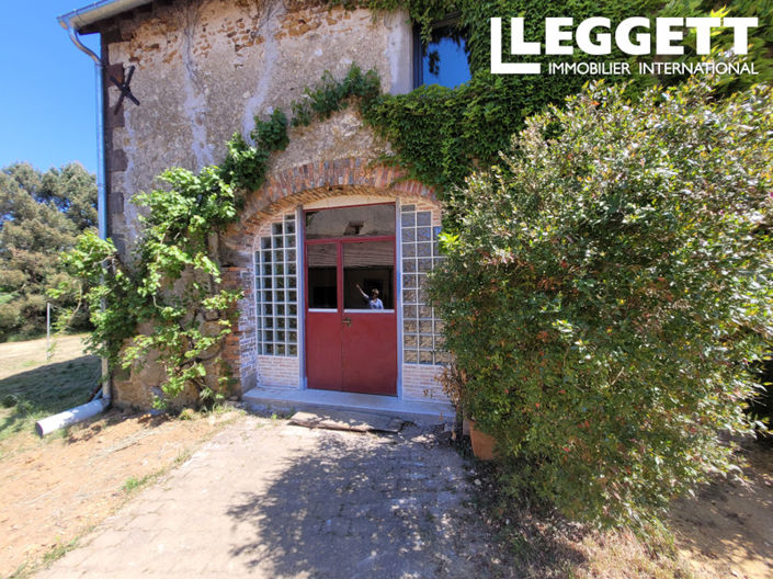 Image No.8-2 Bed House for sale
