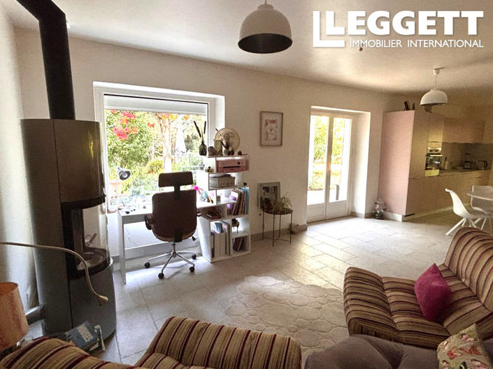 Image No.6-3 Bed House for sale