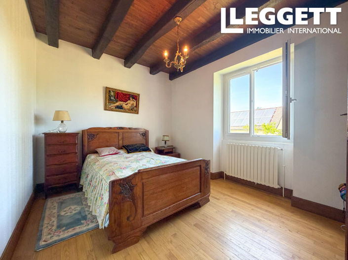 Image No.7-5 Bed House for sale