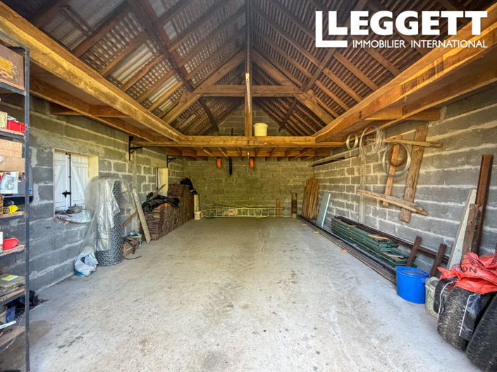 Image No.8-5 Bed House for sale