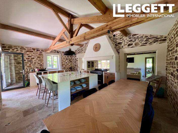 Image No.6-4 Bed House for sale