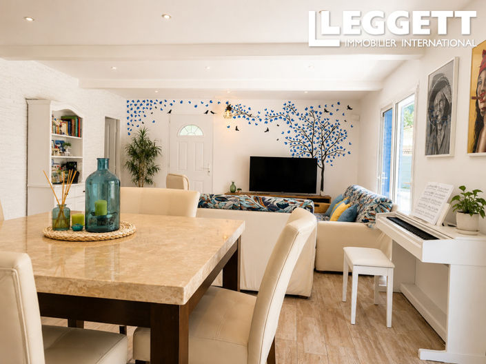 Image No.7-2 Bed House for sale
