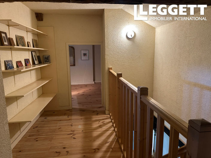 Image No.10-2 Bed House for sale