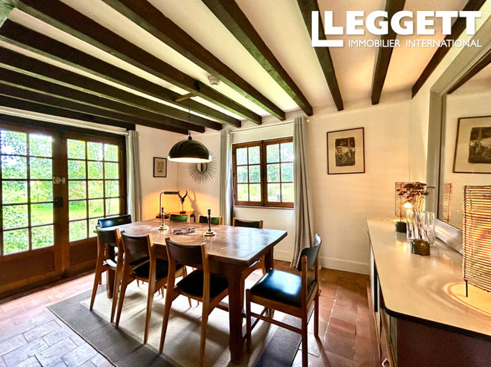 Image No.10-6 Bed House for sale