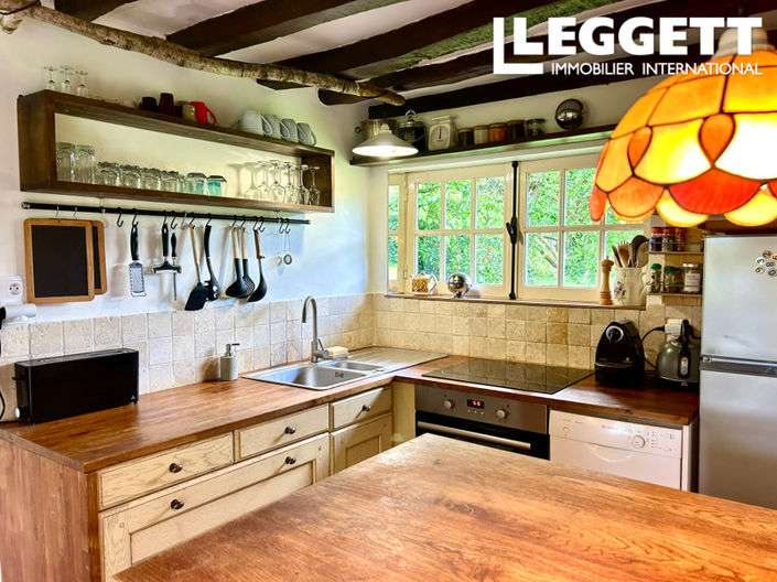 Image No.9-6 Bed House for sale