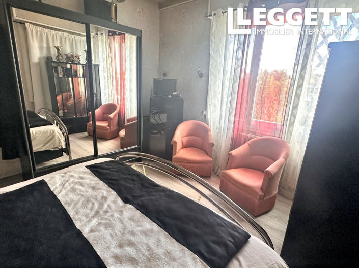 Image No.6-3 Bed House for sale